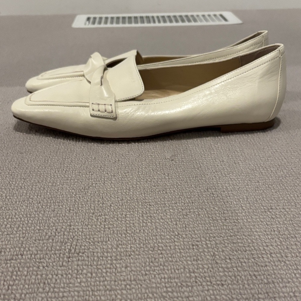 Marion Parke Elegant Cream Loafers